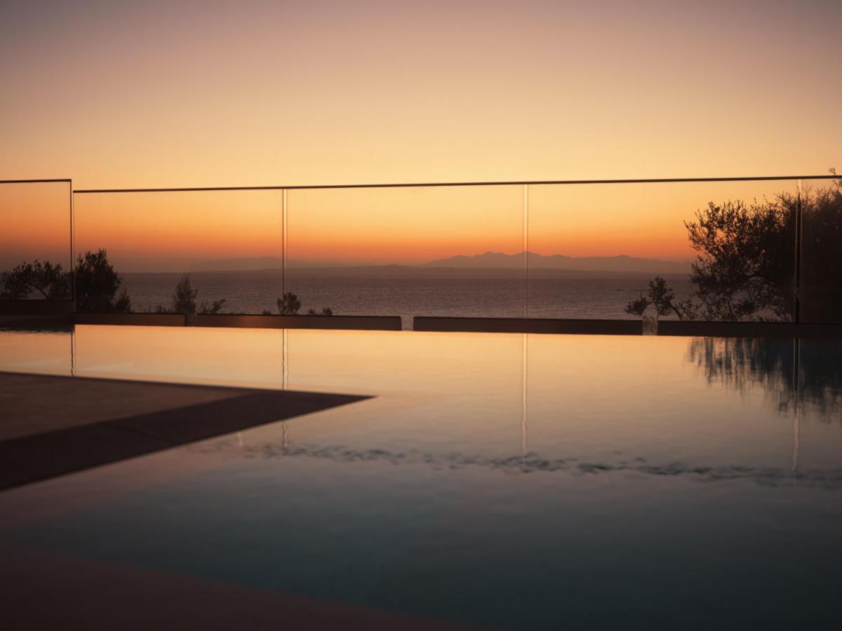 Uparati Villa - Hilltop Sea View Retreat Tsilivi  Bagian luar foto